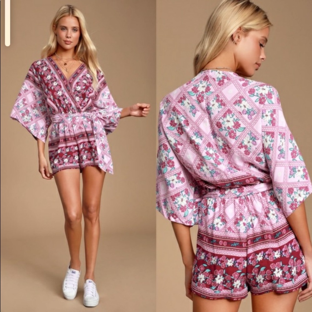 Lulus Dominica Pink  floral Romper with kimona sleeves